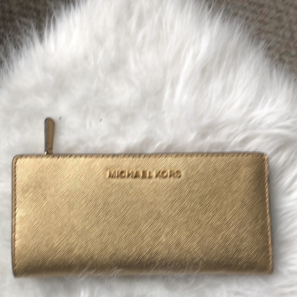 Michael Kors Gold Wallet